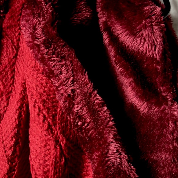 Women Warm Infinity Scarf & Cozy Knitted Beanie Hat 2Pcs! - Picture 4 of 6